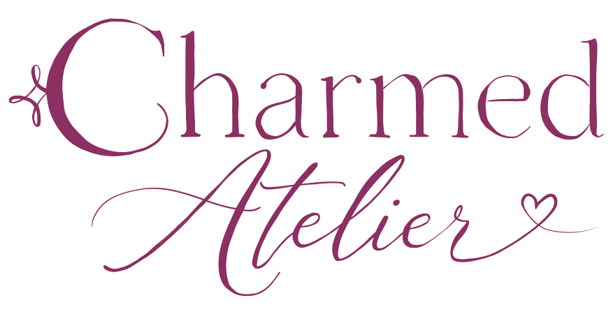 copia de logo charmed dibujado (7)